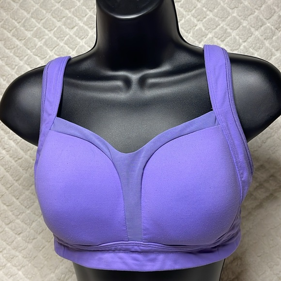 lululemon athletica Other - LULULEMON ATHLETICA Sports Bra 34D Adjustable Wireless Padded Run Track Yoga